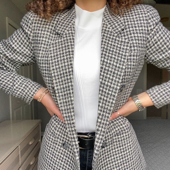 Liz Claiborne Jackets & Blazers - SOLD /VTG LIZ • houndstooth double-breasted blazer